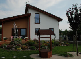 Od typového projektu k atypu a späť